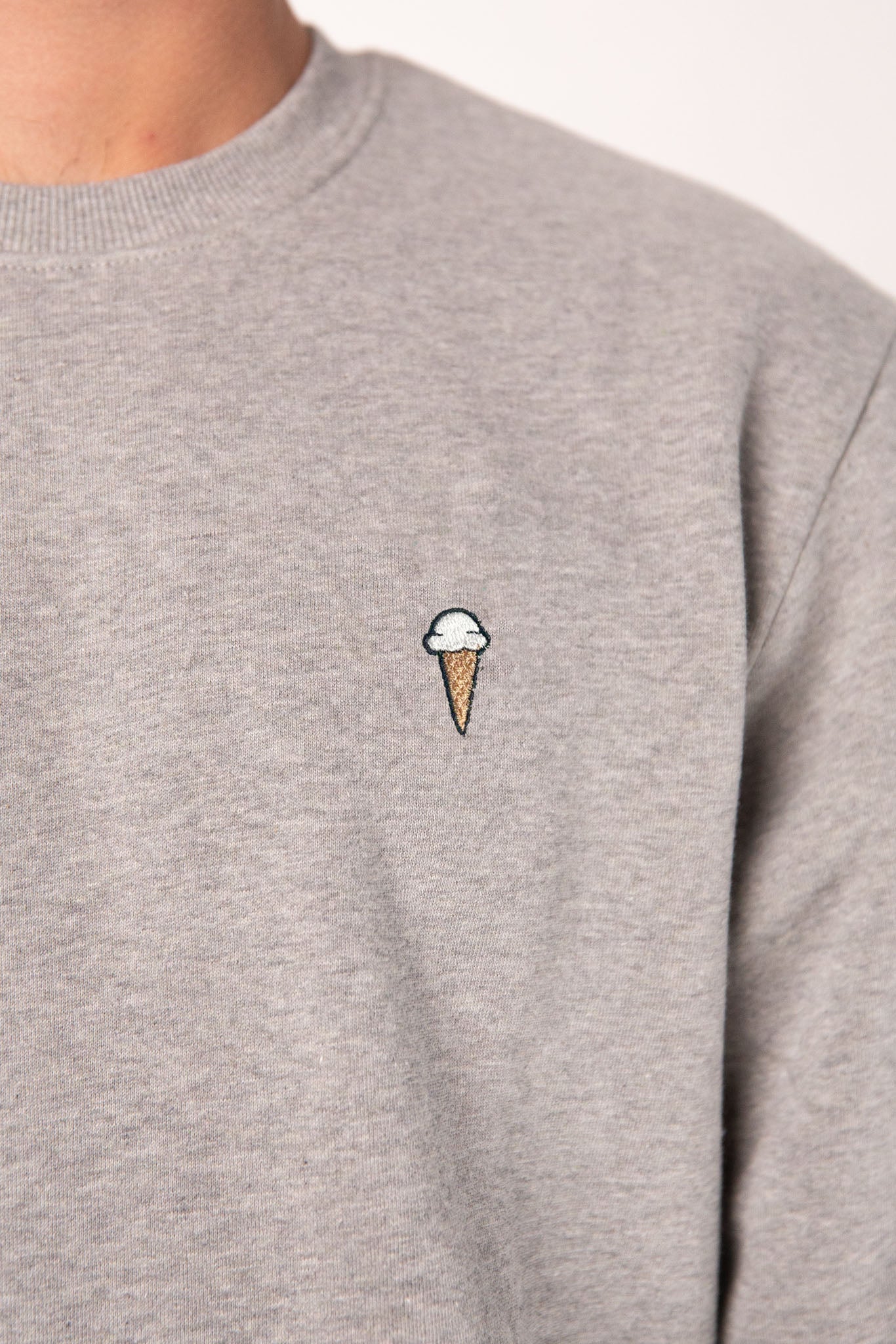 Eis | Bestickter Bio-Baumwoll Männer Pullover