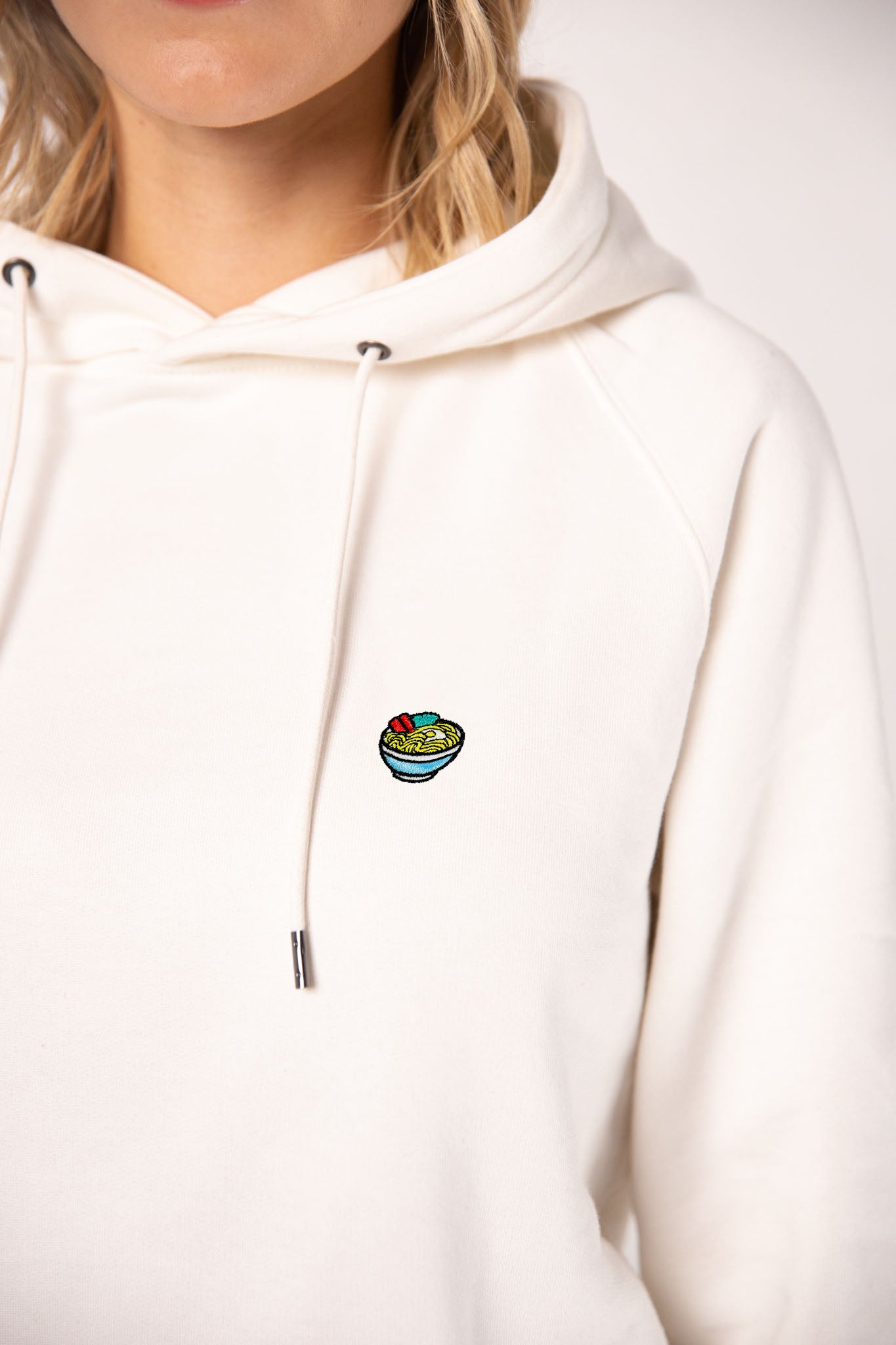 Ramen | Bestickter Bio-Baumwoll Frauen Hoodie