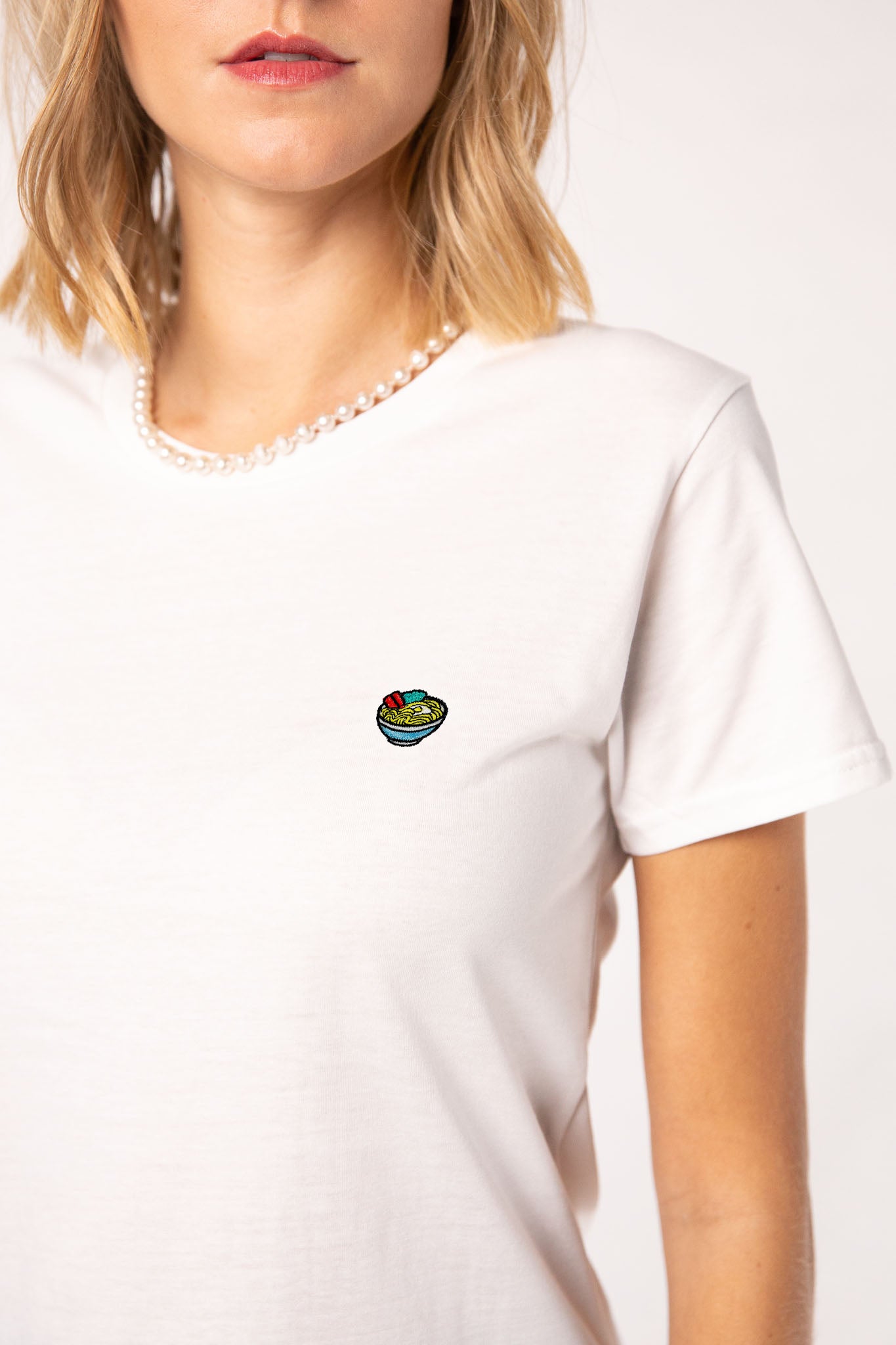 Ramen | Besticktes Frauen Bio Baumwoll T-Shirt