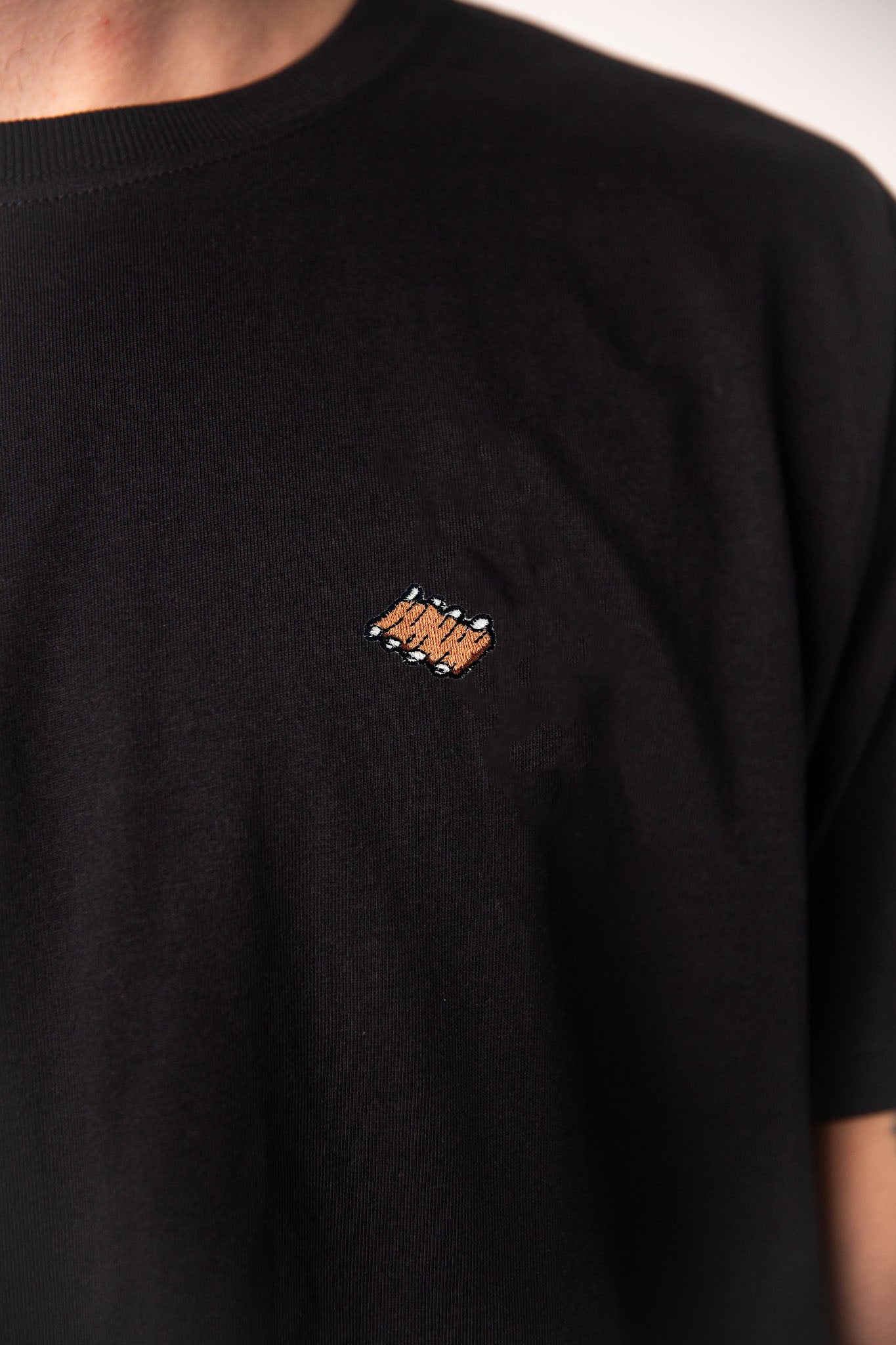 Rippchen  | Besticktes Männer Bio Baumwoll T-Shirt