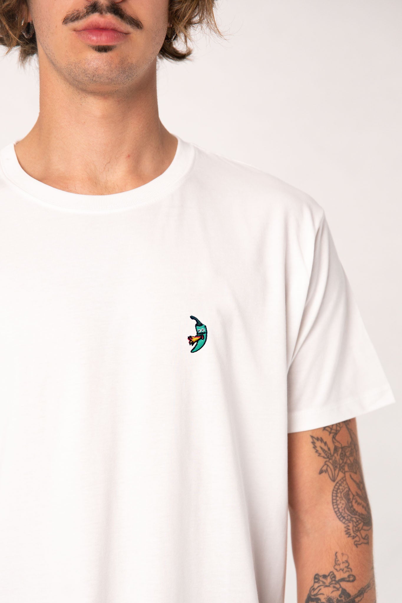 Jalapeno | Besticktes Männer Bio Baumwoll T-Shirt