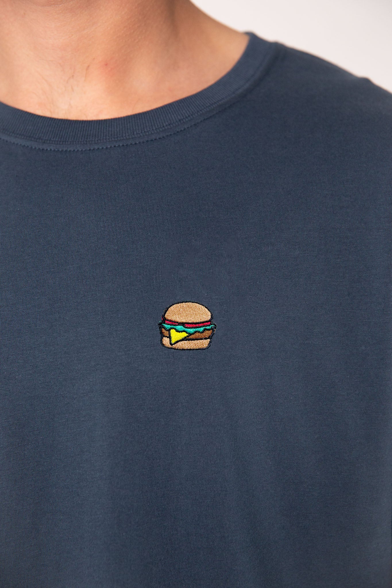 Burger | Besticktes Männer Bio Baumwoll T-Shirt