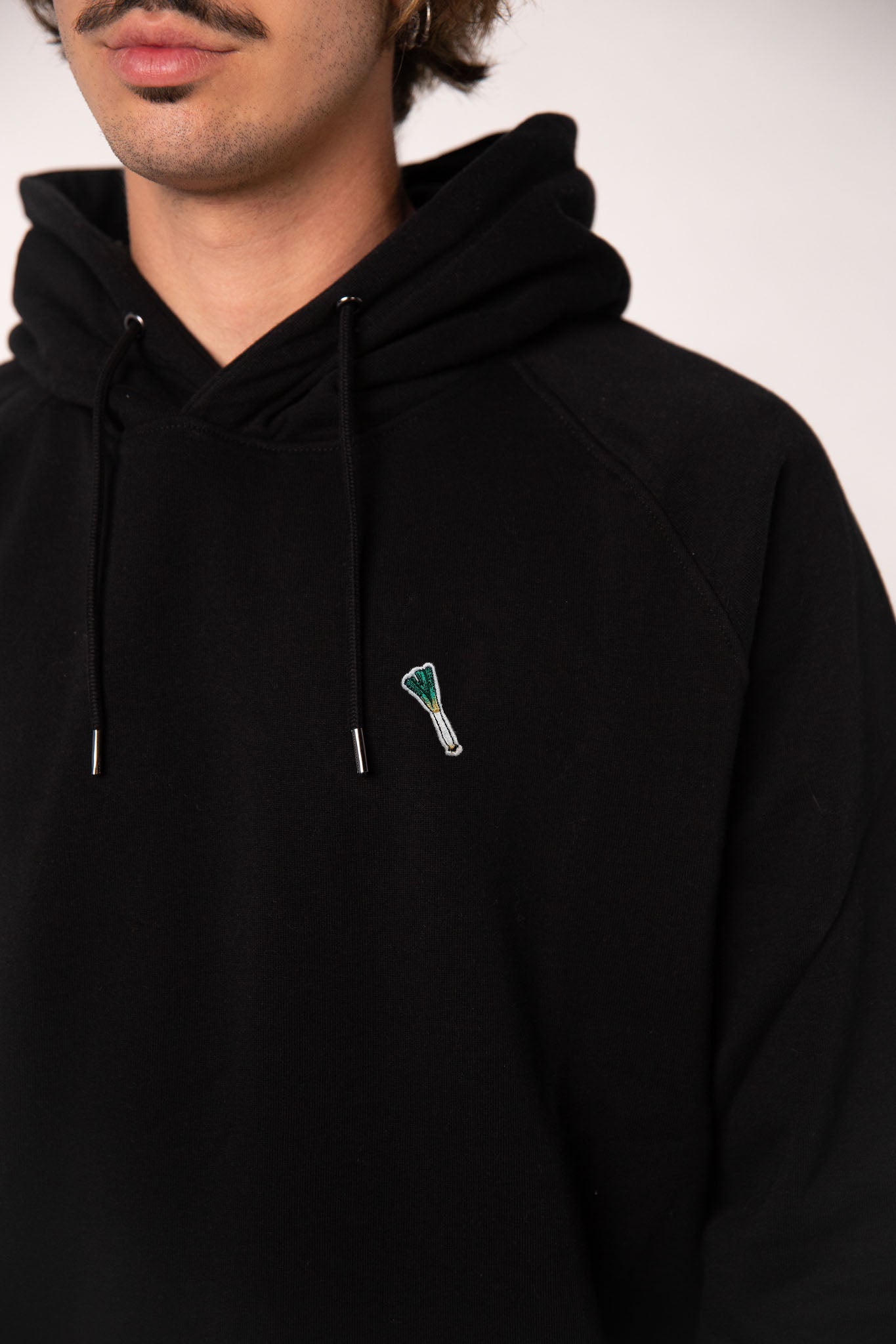 Lauch | Bestickter Bio-Baumwoll Männer Hoodie