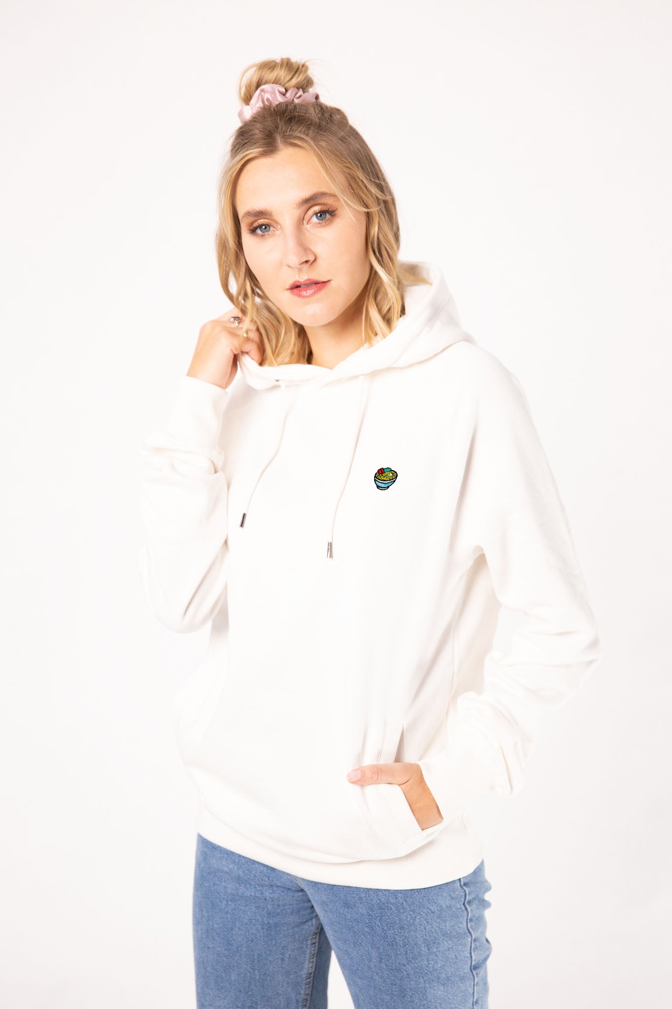 Ramen | Bestickter Bio-Baumwoll Frauen Hoodie