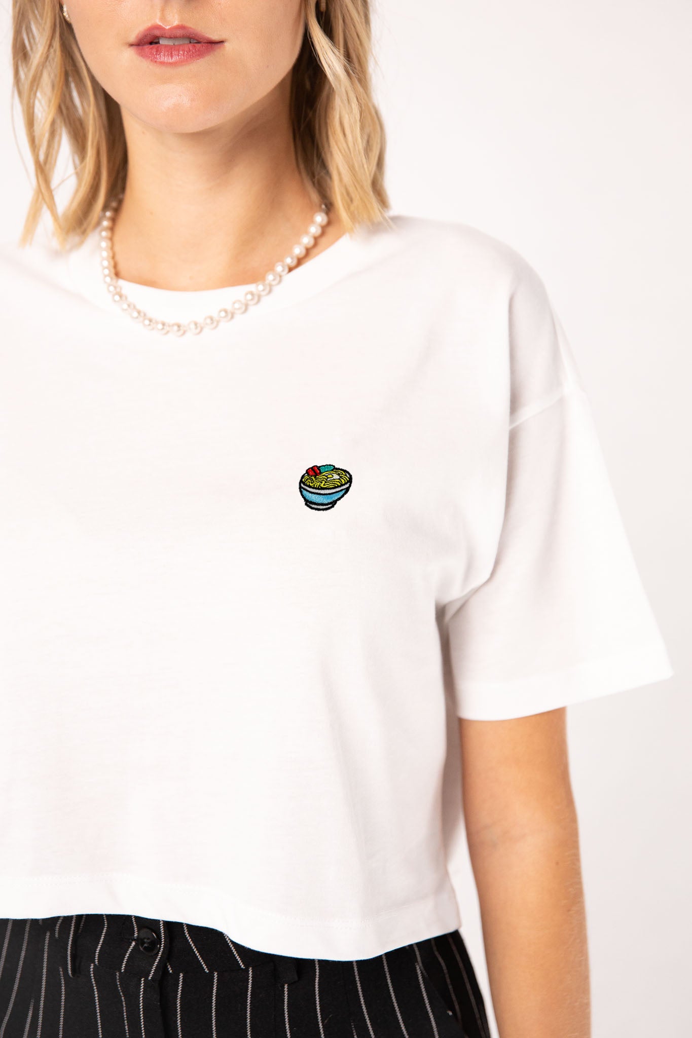 Ramen | Besticktes Bio Baumwoll Crop Top