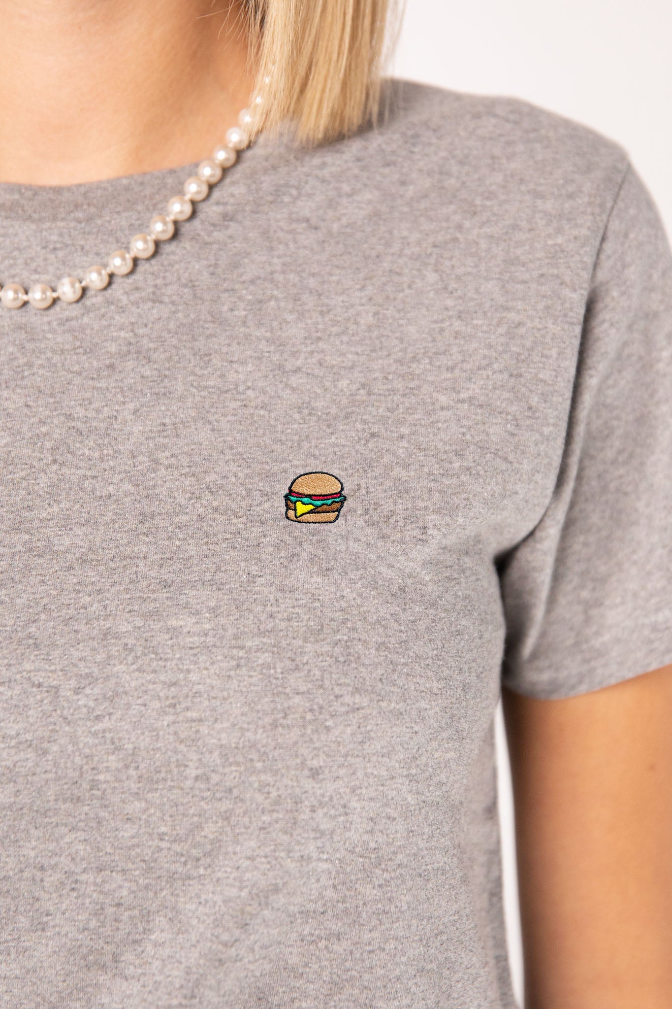 Burger | Besticktes Frauen Bio Baumwoll T-Shirt